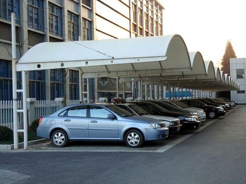 膜結(jié)構(gòu)車棚——深圳市燁興膜結(jié)構(gòu)工程有限公司 膜結(jié)構(gòu)車棚.jpg