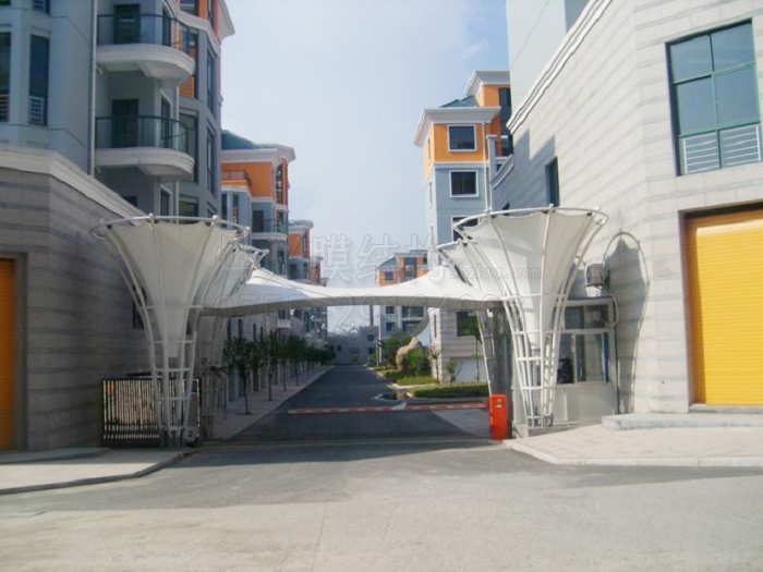 膜結(jié)構(gòu)出口-燁興膜結(jié)構(gòu) 膜結(jié)構(gòu)出口.jpg