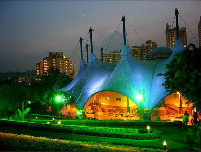 深圳歡樂谷演播大廳膜結(jié)構(gòu)-燁興膜結(jié)構(gòu) 深圳歡樂谷演播大廳膜結(jié)構(gòu).jpg